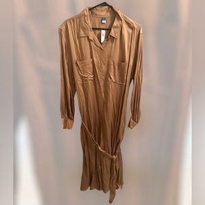 Gold Belted Dress. Size XL. Old Navy. NWT.